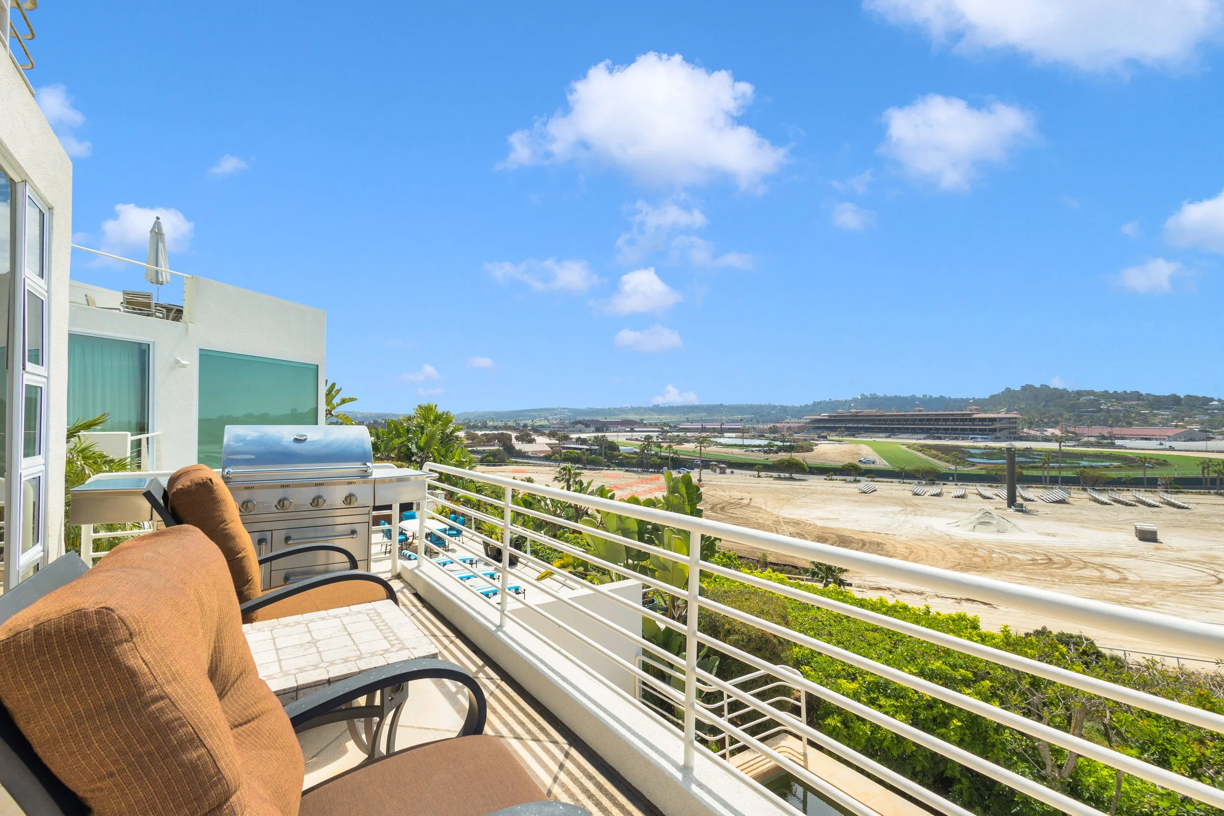 121 Via De La Valle - MLS - LOW RES-6.jpg
