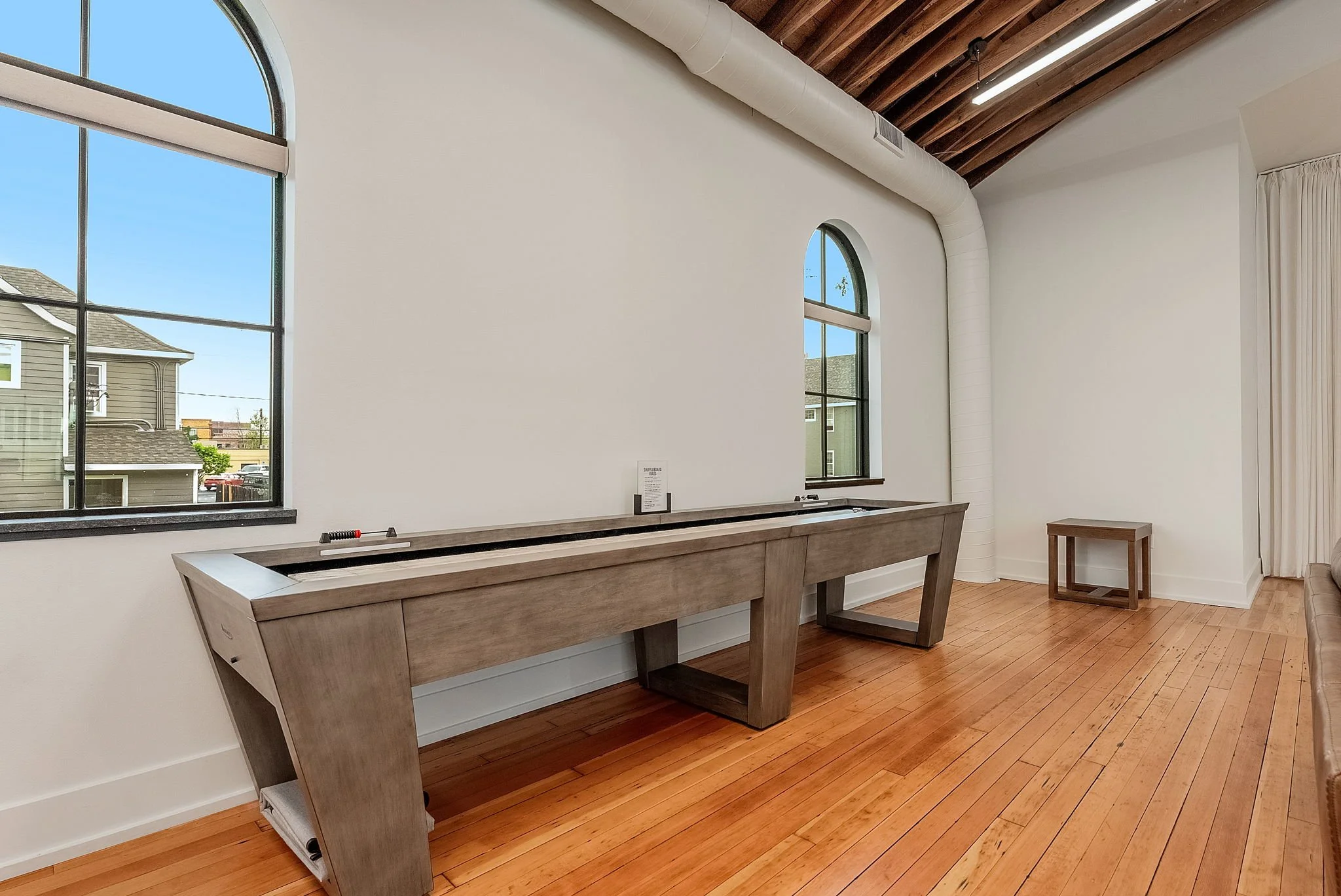 3-web-or-mls-610 S Dakota Ave-9.jpg