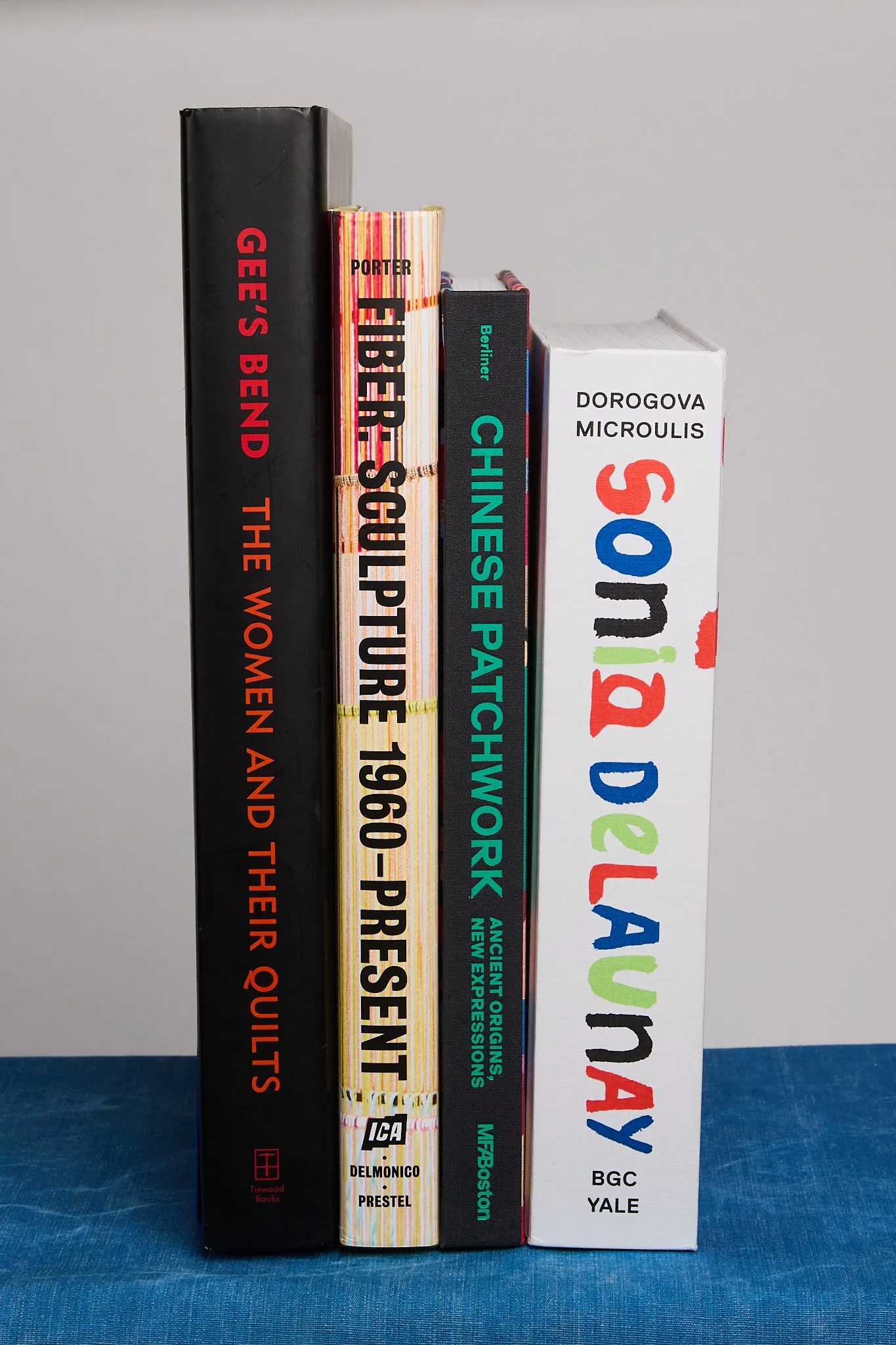 Auction Item - Books-20261016-0004.jpg
