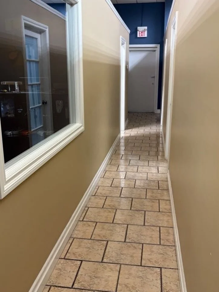 A spotless workspace isn&rsquo;t just about hygiene; it&rsquo;s about boosting productivity, impressing clients, and creating a space where success thrives.

We don&rsquo;t cut corners. We cut dirt.

Ready to elevate your space? Let&rsquo;s talk. 📲 