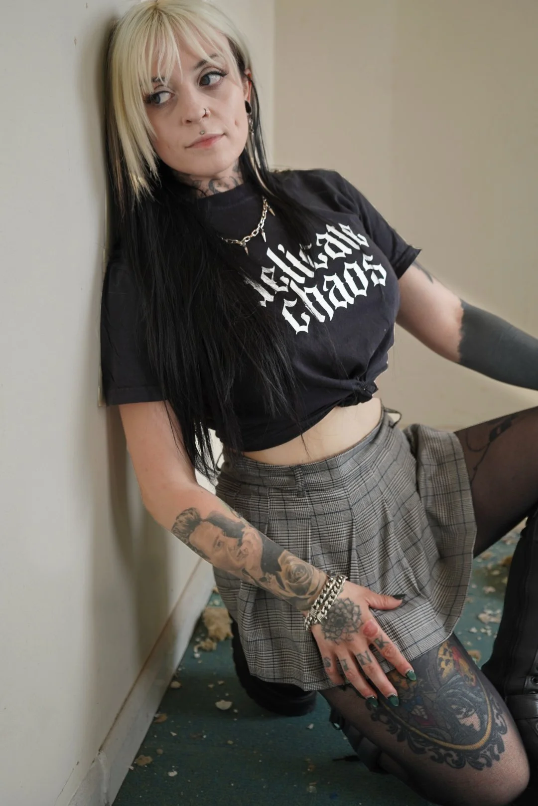delicate-nicole1.jpg