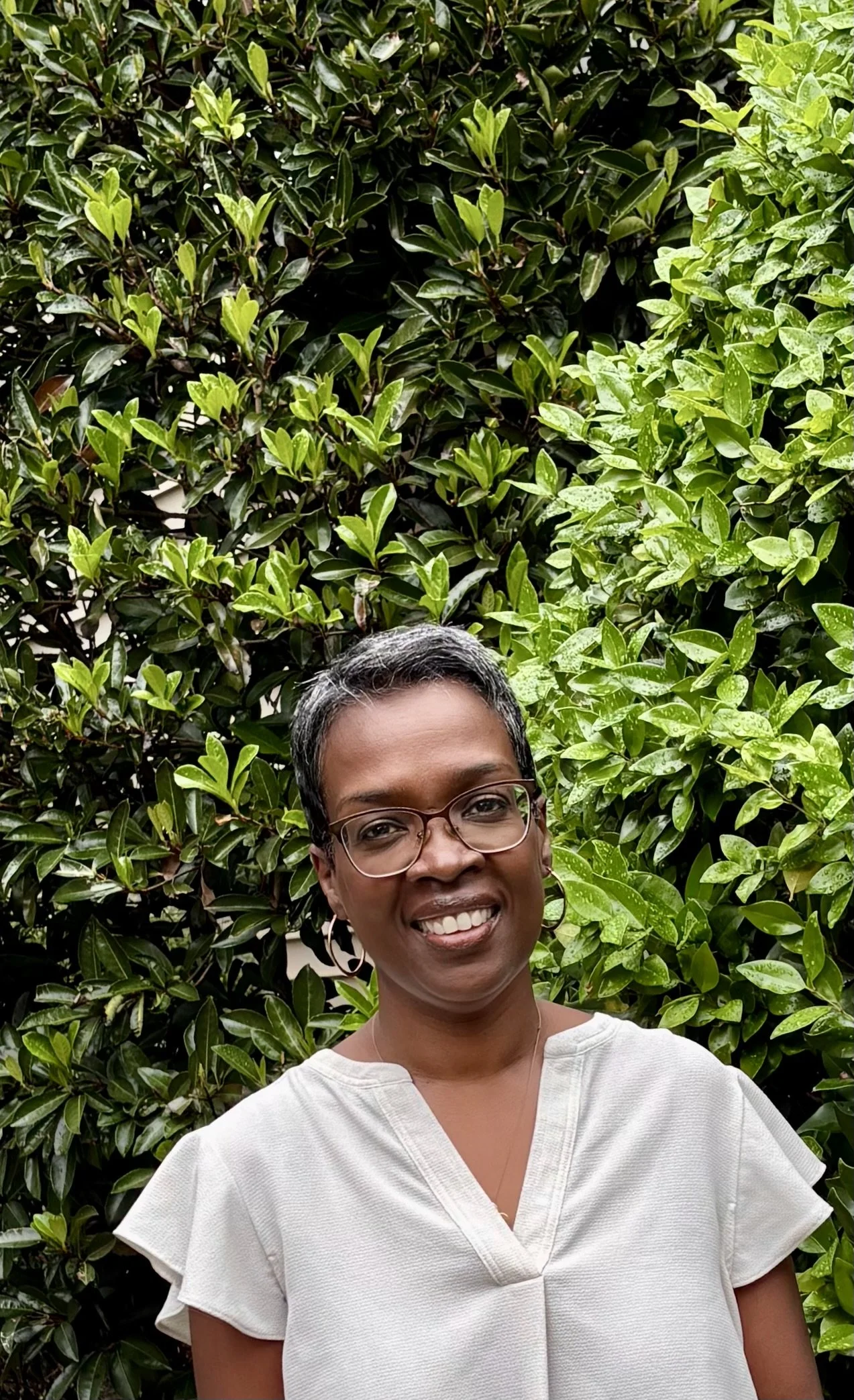 Desiree Evans, LCMHC, Black therapist and coach providing virtual coaching and online therapy Nationwide