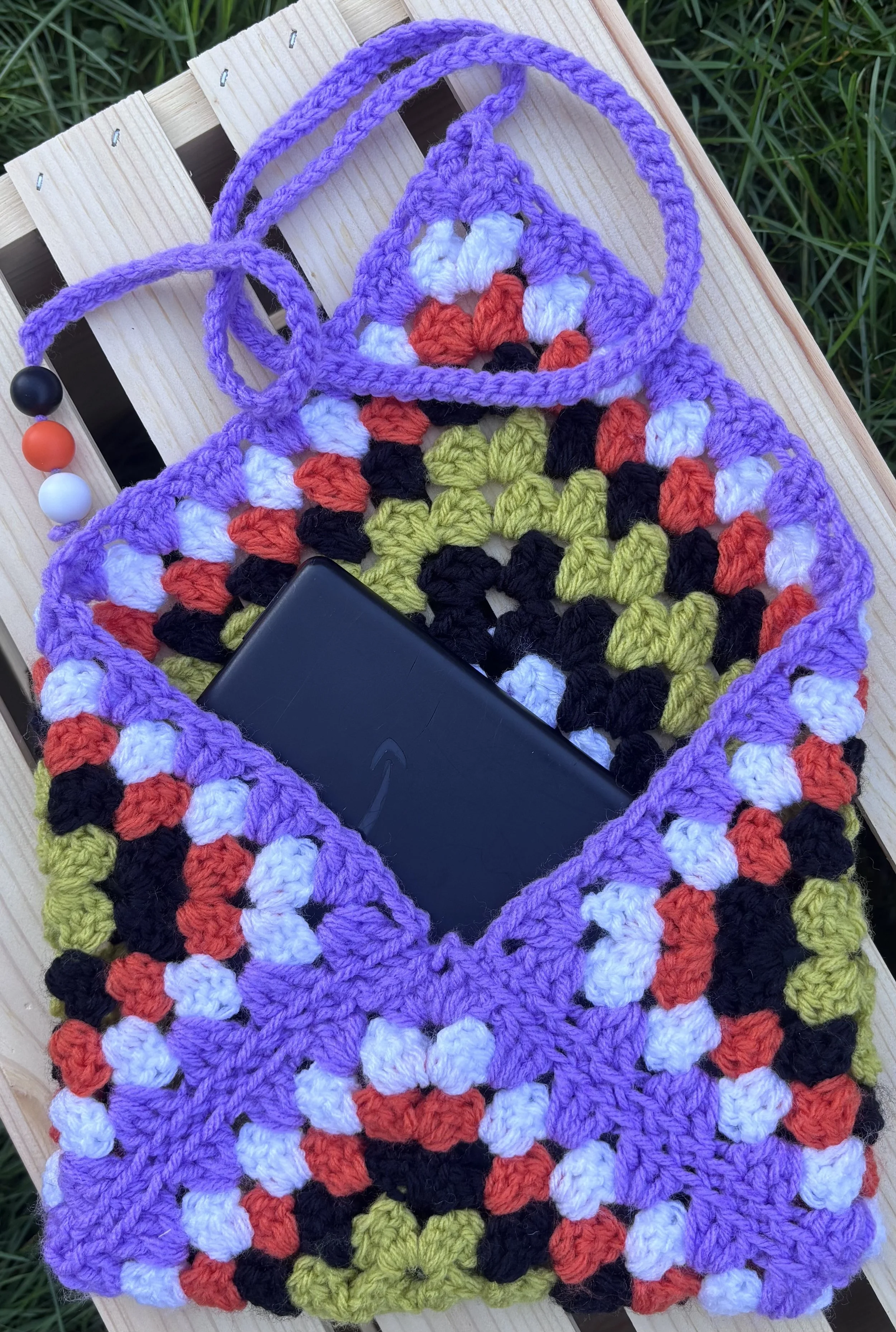 Granny Square Kindle & Book Sleeve