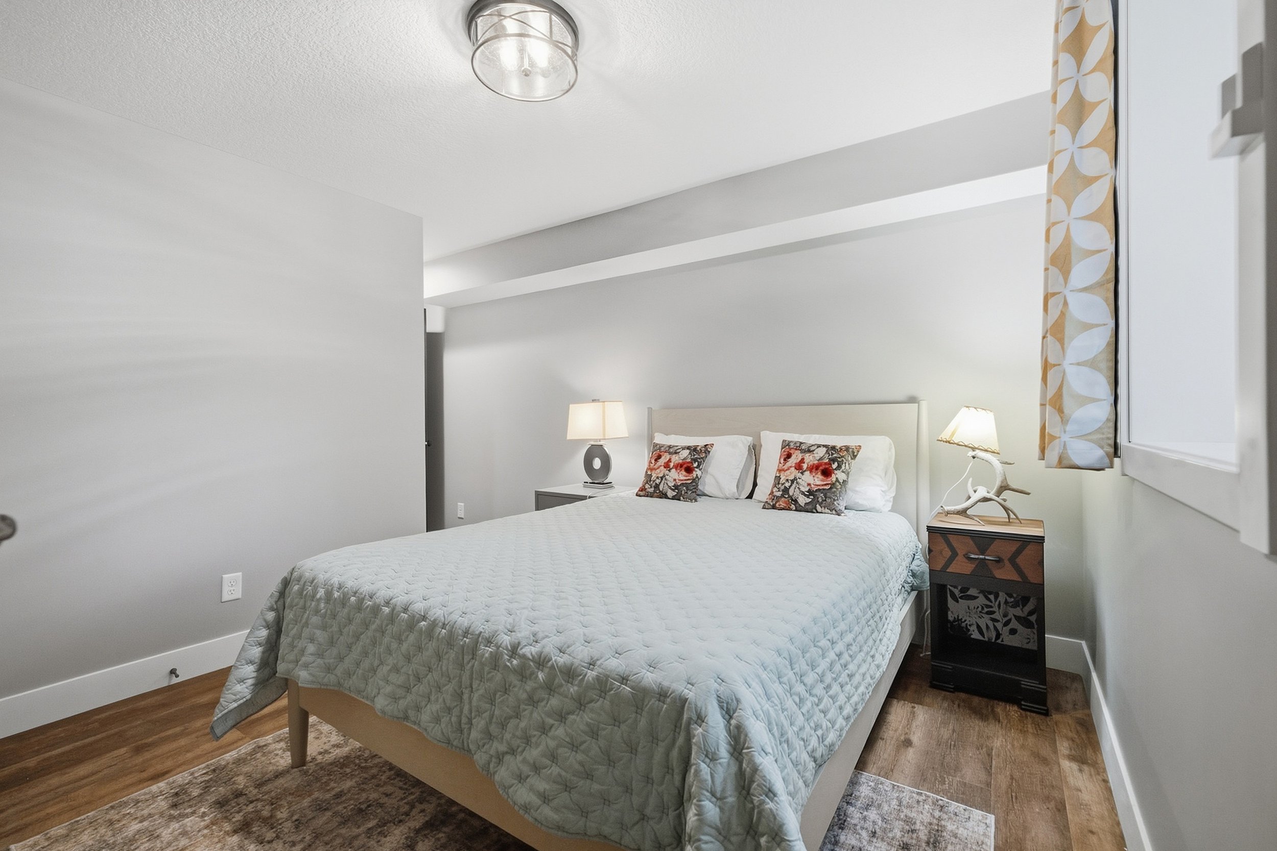 Queen Bedroom #1