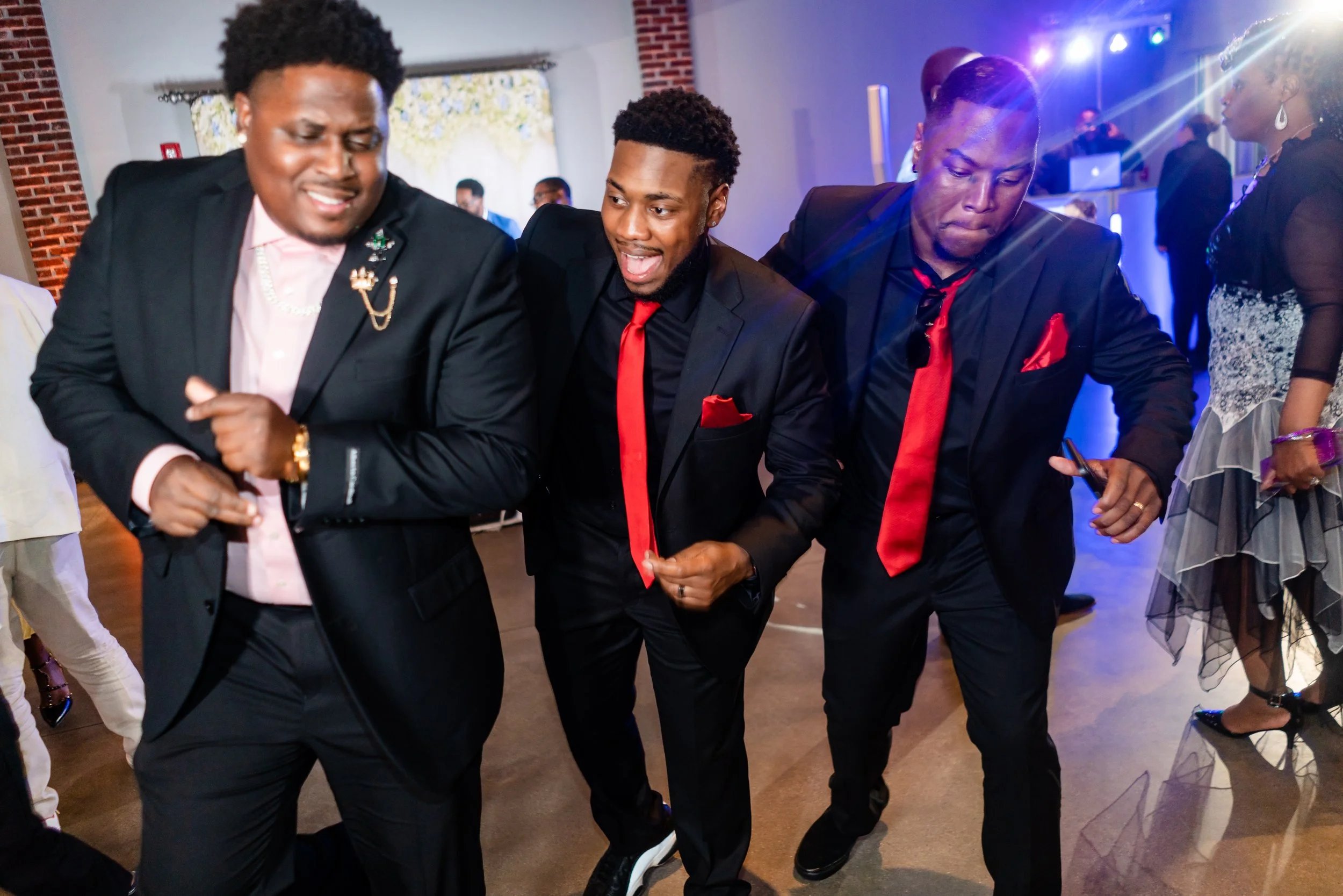 pam-reggie-venue-92-wedding-woodstock-georgia-dj-mason-music14.jpg