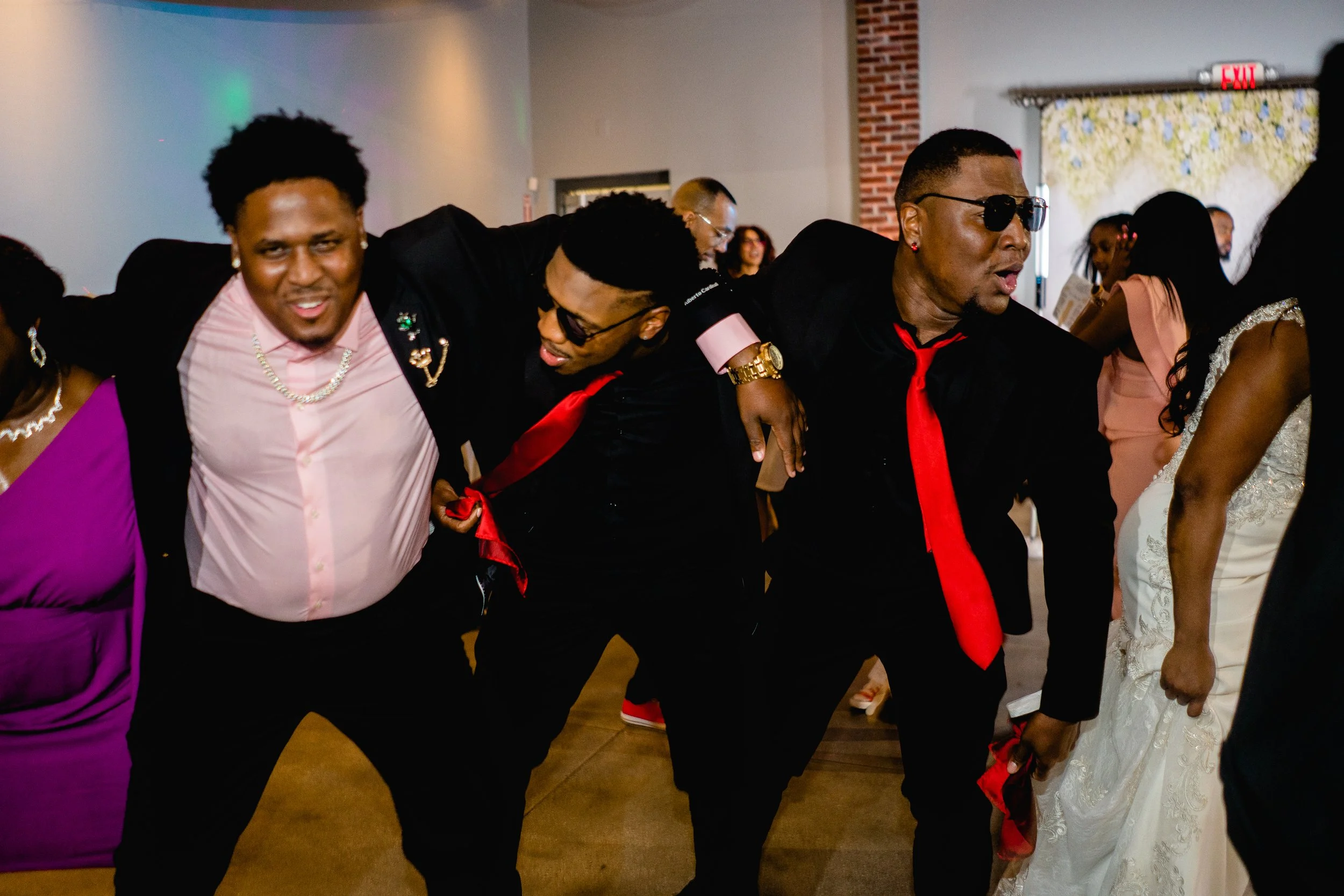 pam-reggie-venue-92-wedding-woodstock-georgia-dj-mason-music21.jpg