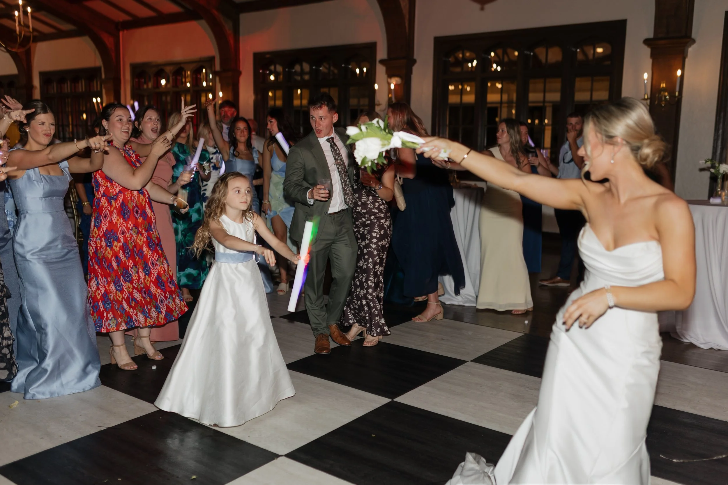 mathyswedding-sneaks-lookout-mountain-club-wedding-lookout-mountain-georgia-wedding-dj-mason-music10.jpg
