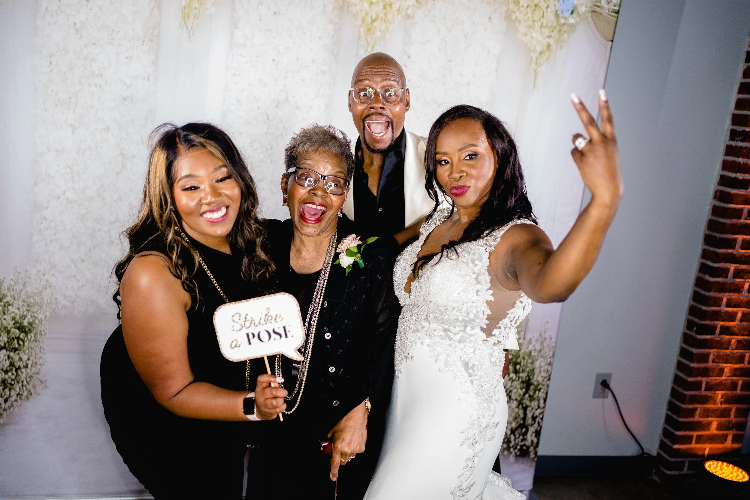 pam-reggie-venue-92-wedding-woodstock-georgia-dj-mason-music29.jpg