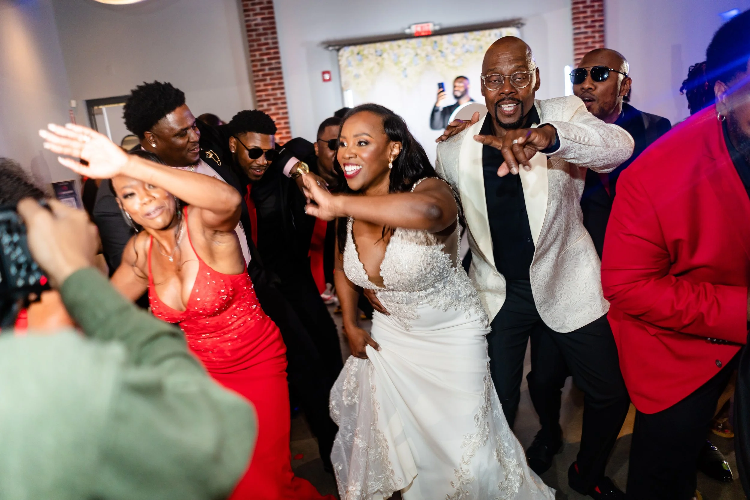 pam-reggie-venue-92-wedding-woodstock-georgia-dj-mason-music22.jpg