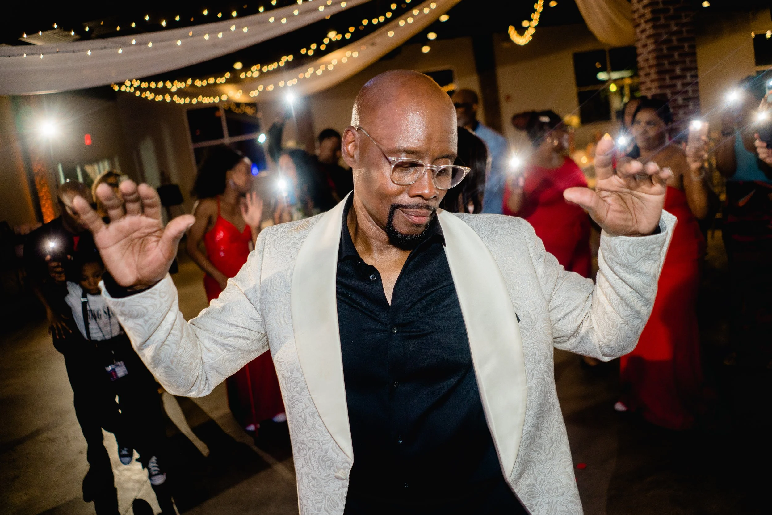 pam-reggie-venue-92-wedding-woodstock-georgia-dj-mason-music23.jpg