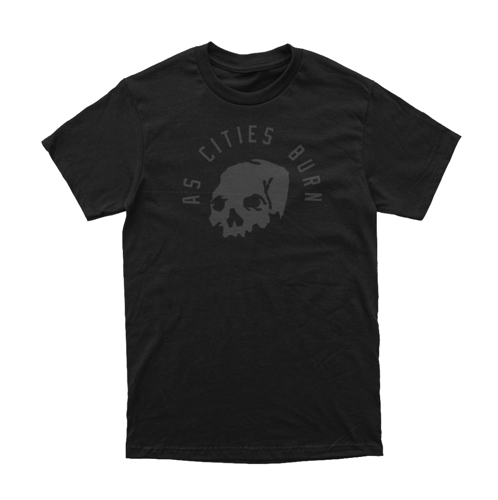 athletic big skull tee.png