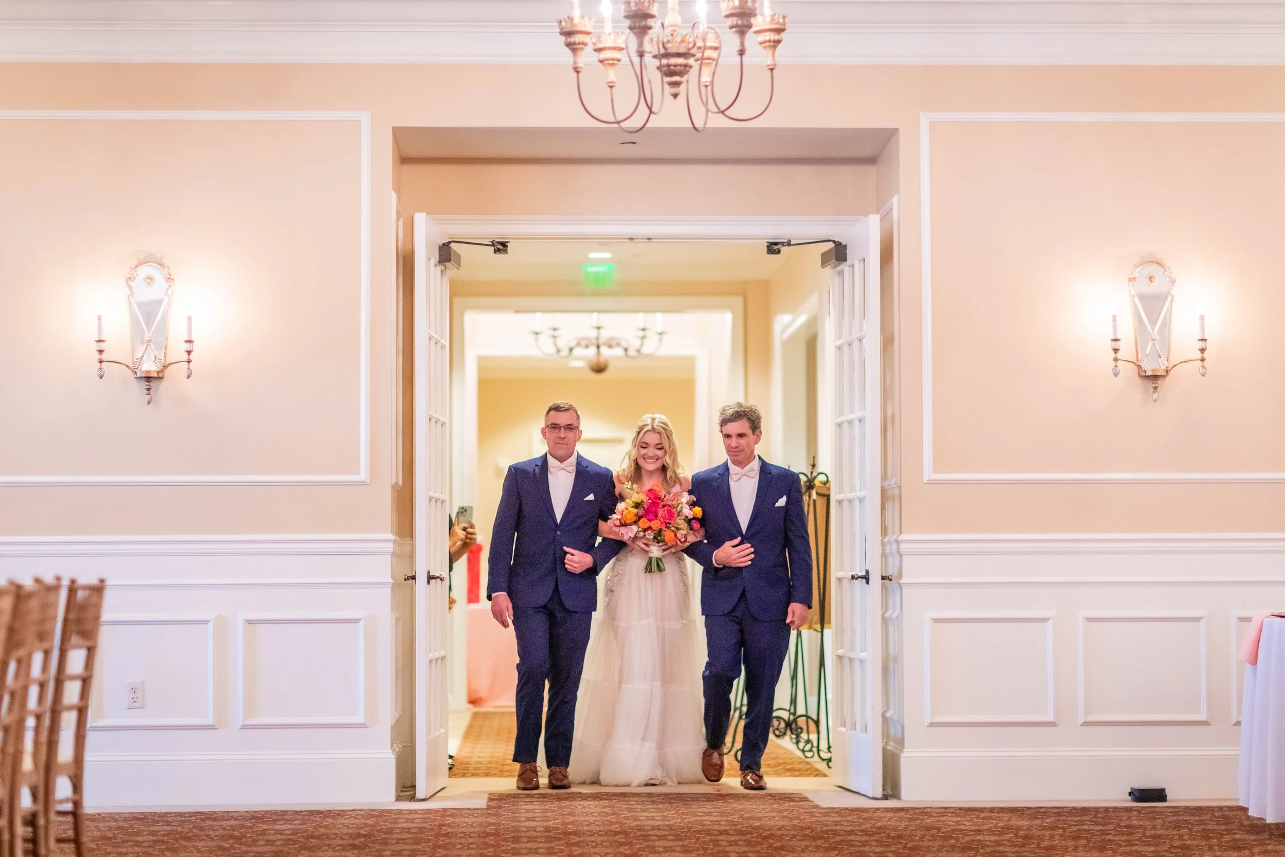260808-Mr.&Mrs.DePaola-5J9A2196.jpg