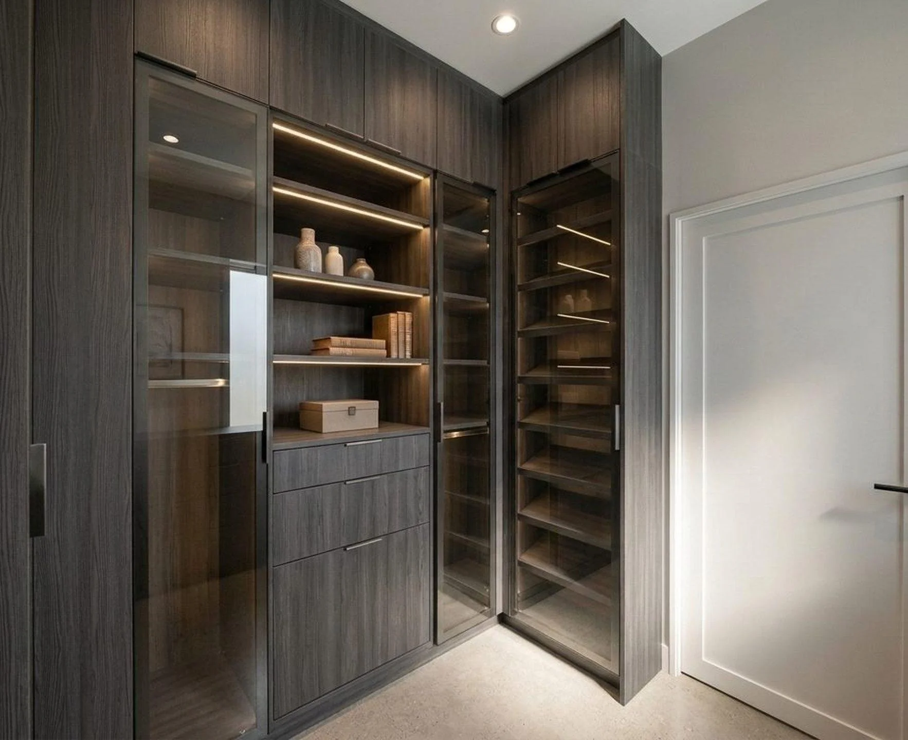 high-desert-closet-shelving.jpg
