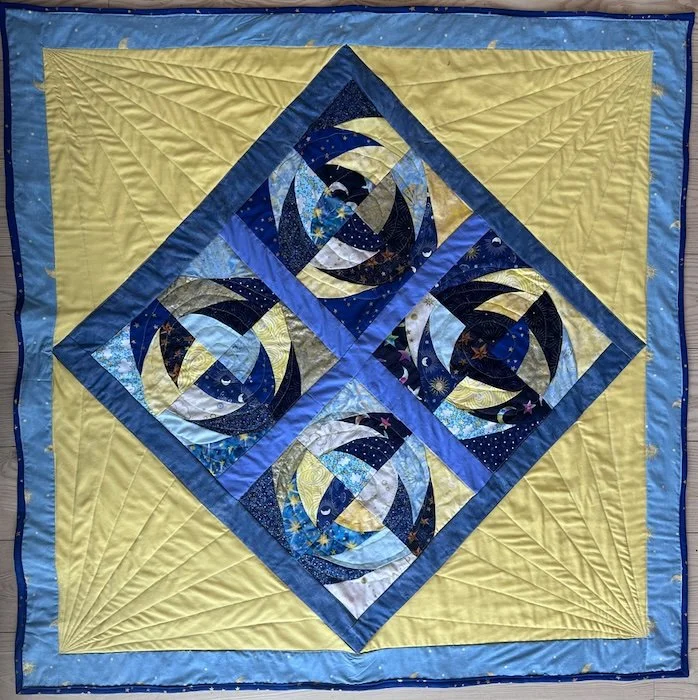 Quilt Design: Spheres in Diamond Shapes