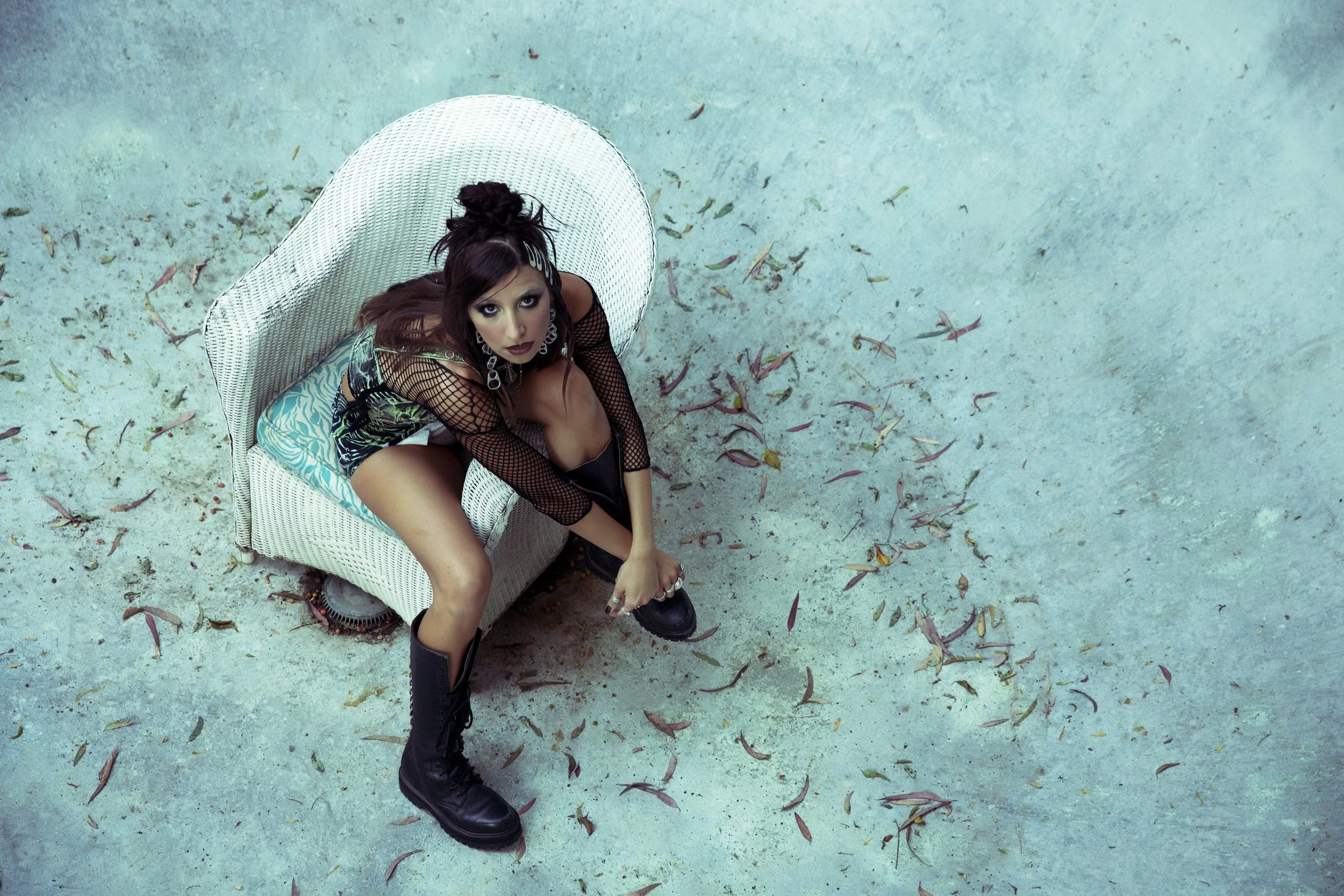 buzzbands.la - Ears Wide Open: Alexa Villa