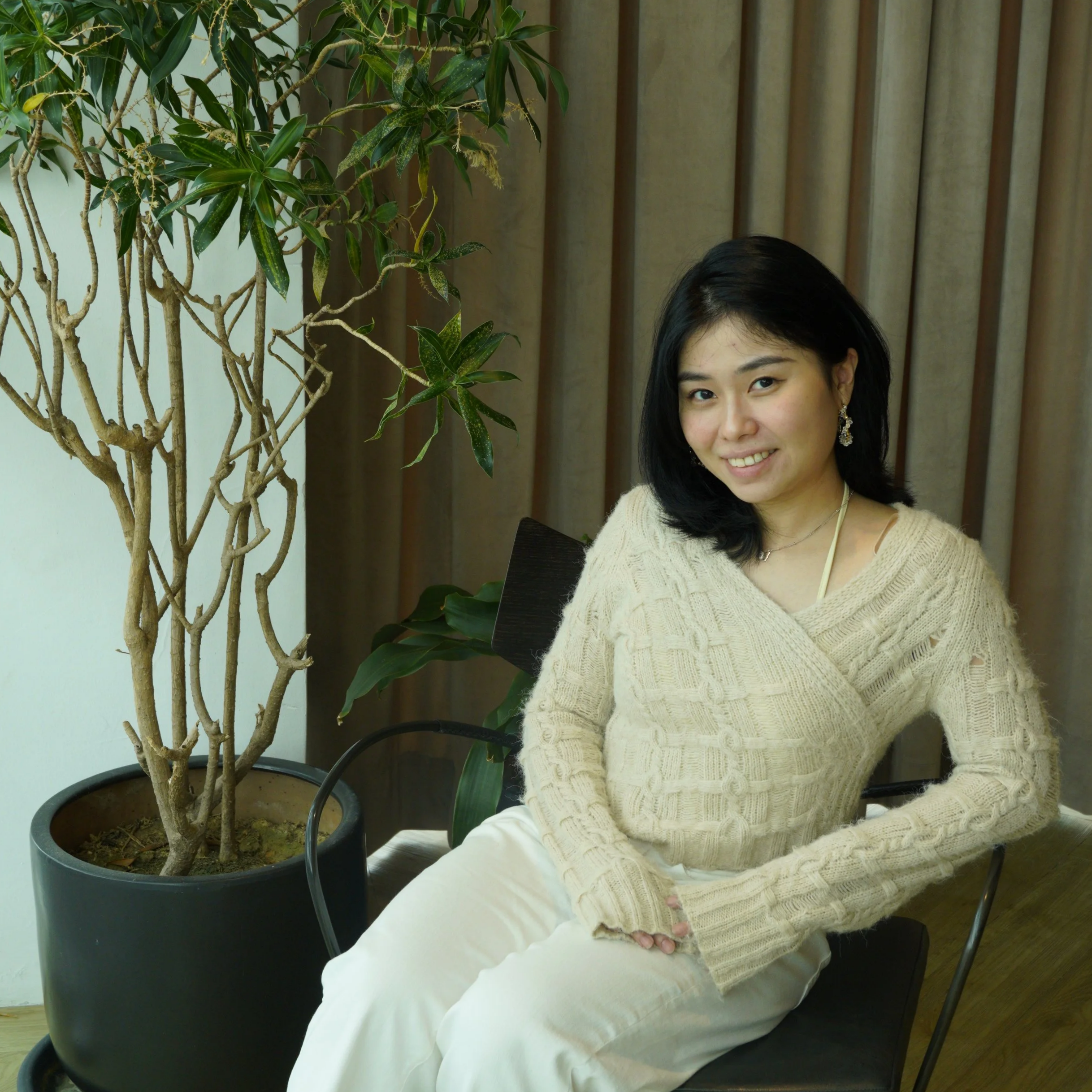 Mandy Wong as Ecosystem Lead and a licensed & registered counsellor at Human Bean also an ex-financial consultant turned therapist | Human Bean | Therapy Space for you to be Human