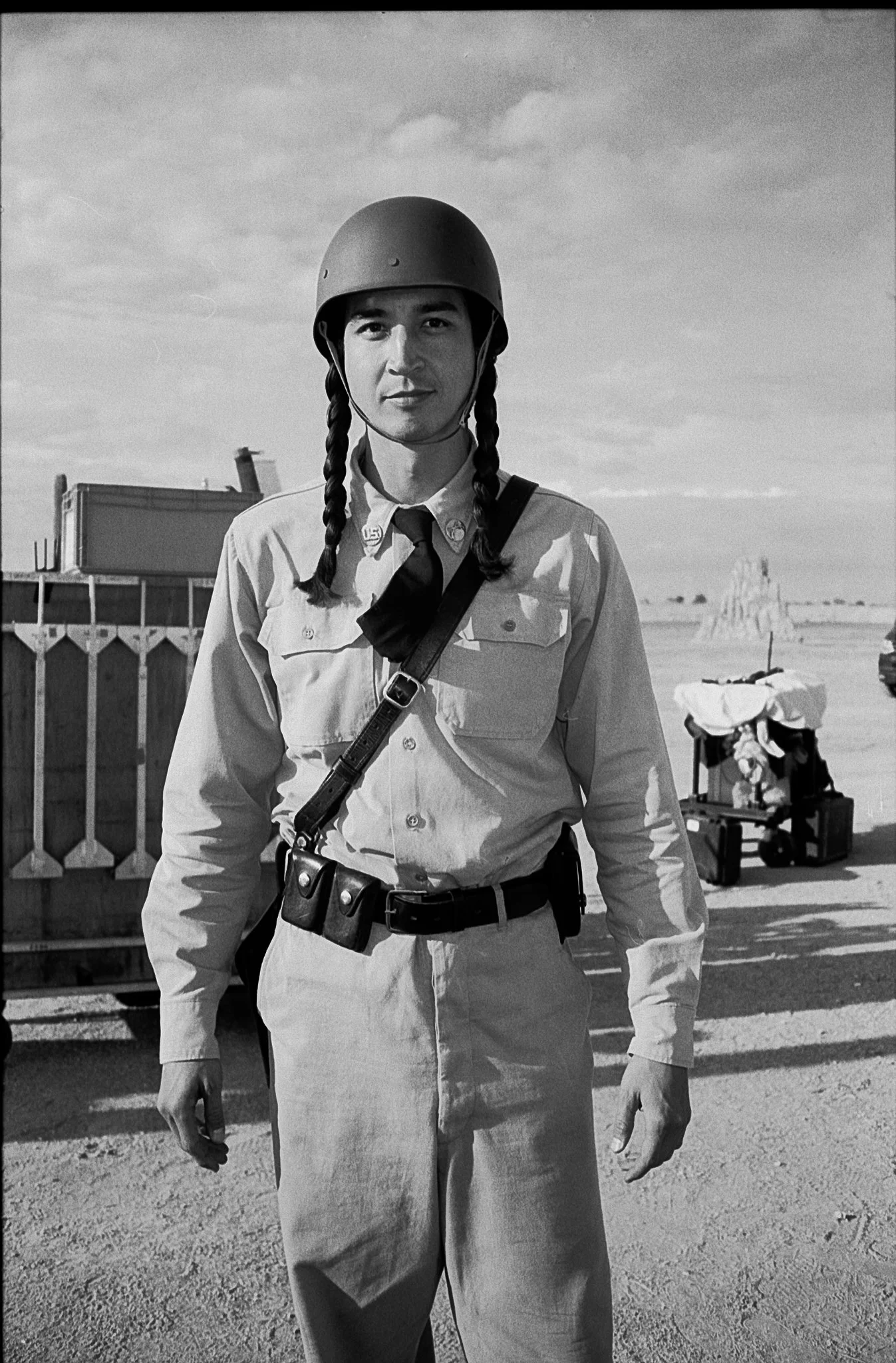 21 Sam Marra  on set of Asteroid City.jpg