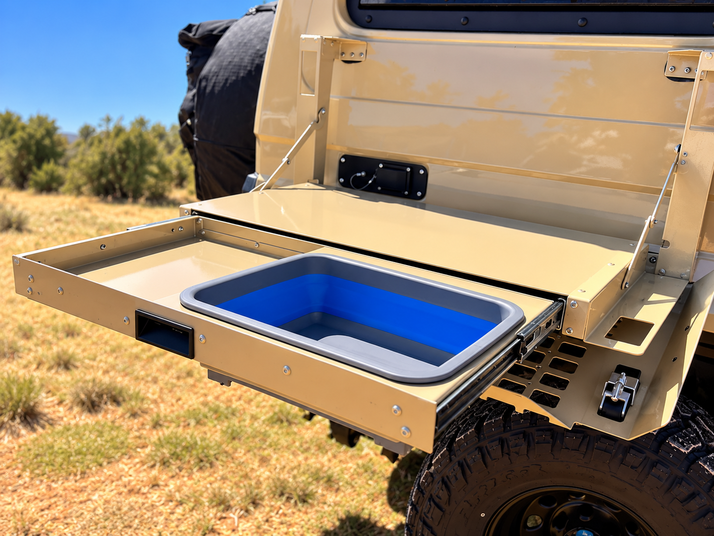 Expedition Vehicle Slide-Out Kitchen Setup.png