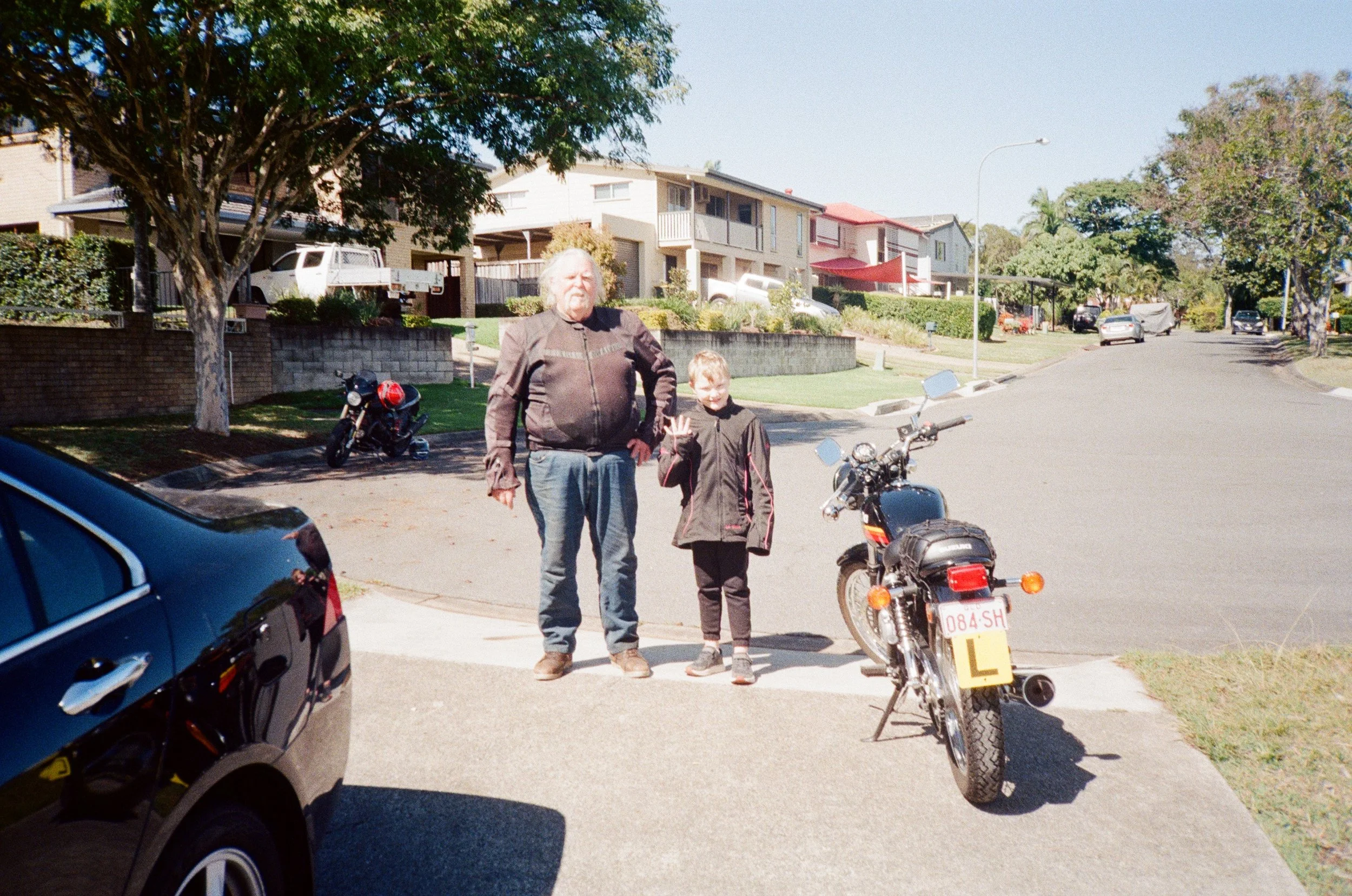 000019810002_23A.jpg