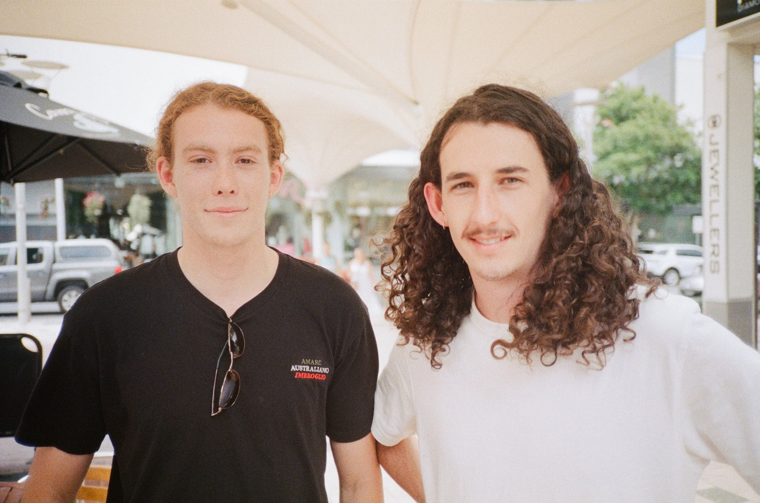 000019800014_11A.jpg