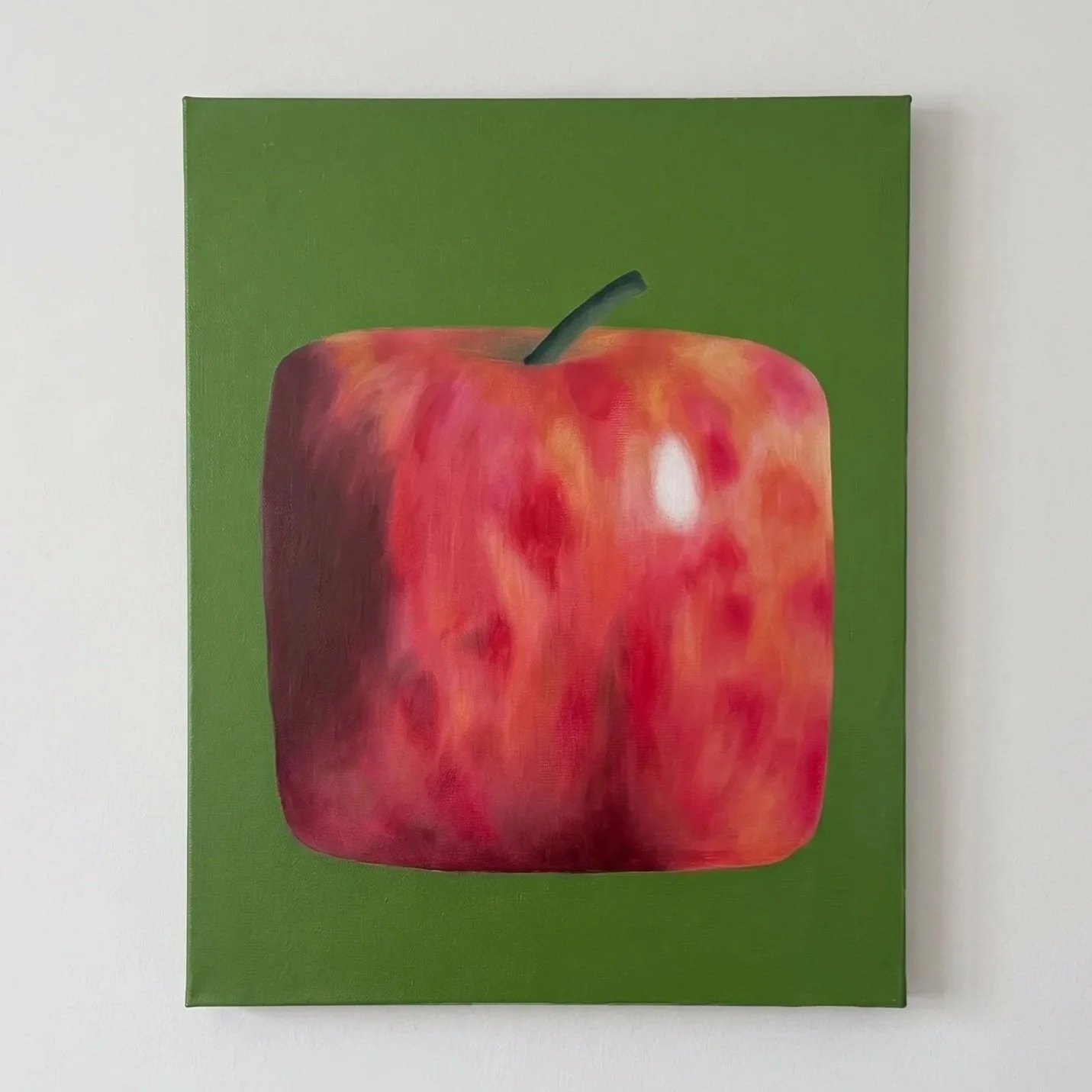 An+Ordinary+Apple+Primary+white.jpg