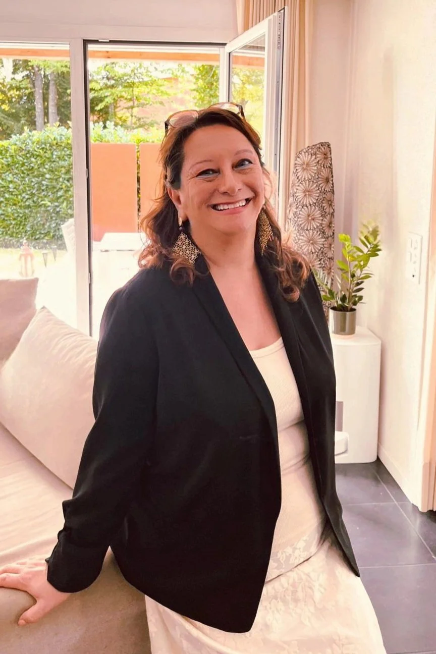 Dr.Imane Kurdi, experienced and qualified hypnosis and hypnotherapy practitioner with PhD and 10+ years of experience Switzerland