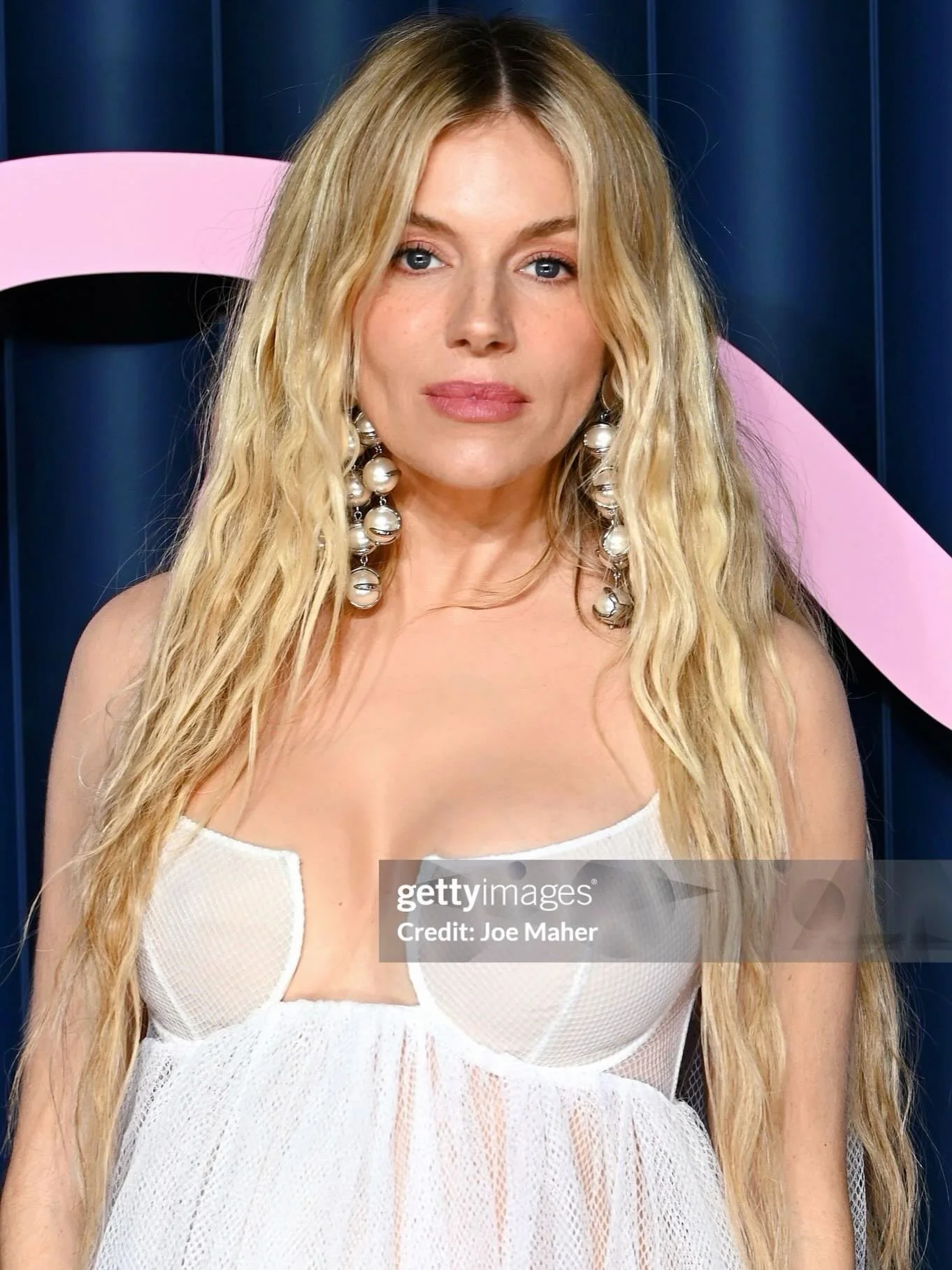 Sienna Miller - British Fashion Awards 