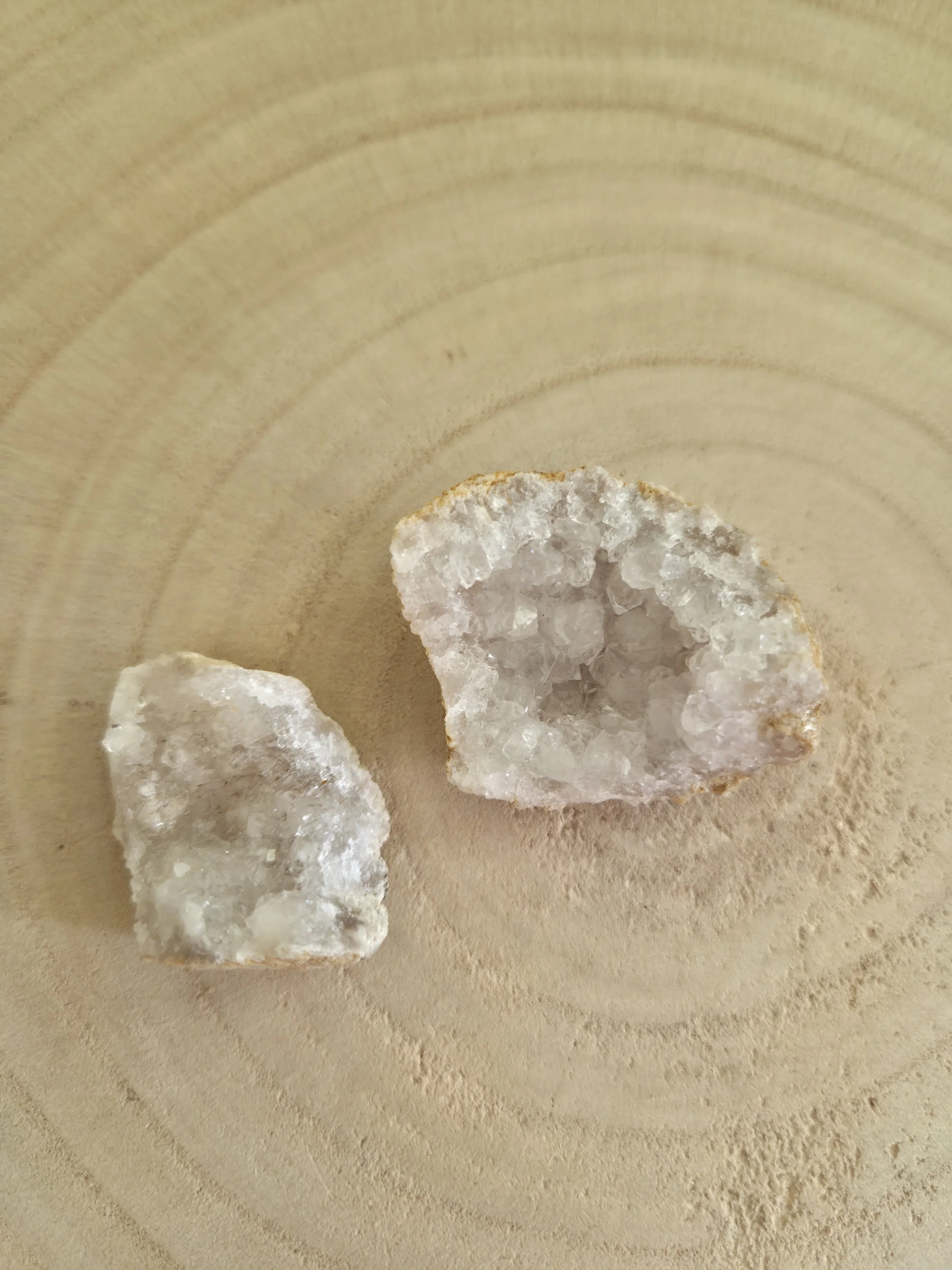 Moroccan quartz mini geodes