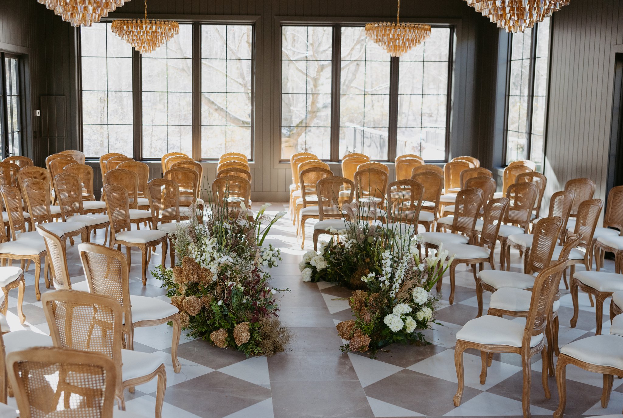 Modern Indoor Ceremony Layout | Michigan Styled Shoot