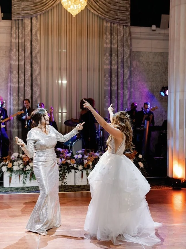 The+Fourniers+_+Funni+Wedding+-+Reception-303.jpg