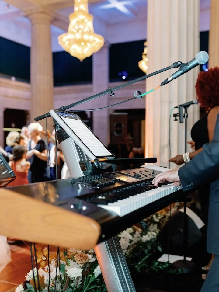The+Fourniers+_+Funni+Wedding+-+Reception-302.jpg
