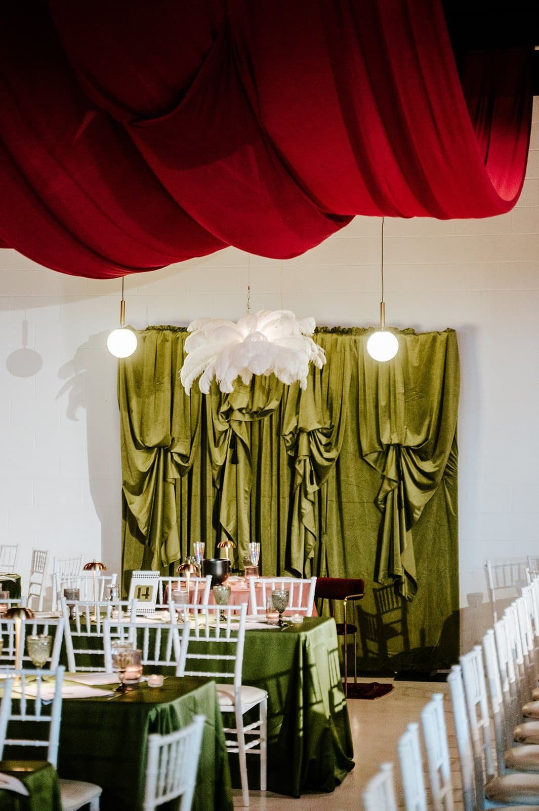 Modern Head Table Setup at The Brooklyn Detroit | Bold Wedding Reception Style