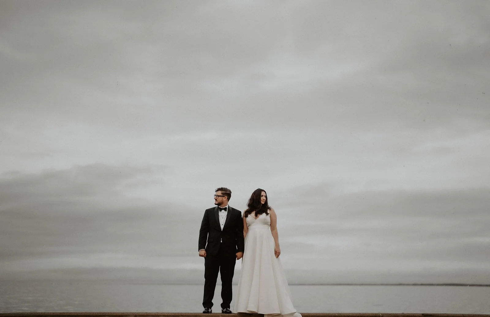 Bride and Groom at the Grosse Pointe War Memorial