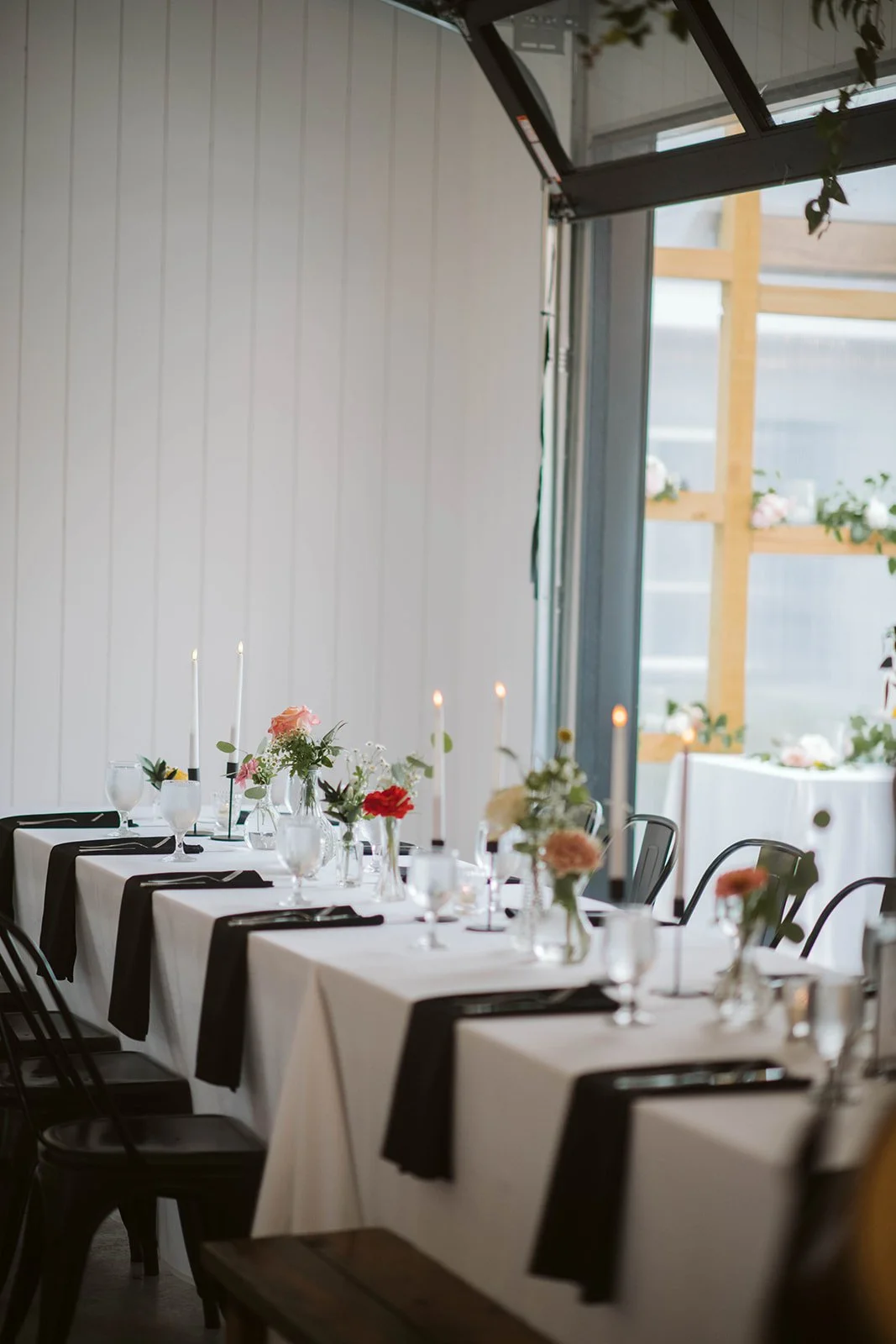 Elegant Reception Tablescape at Wildwood Family Farms in Caledonia, MI
