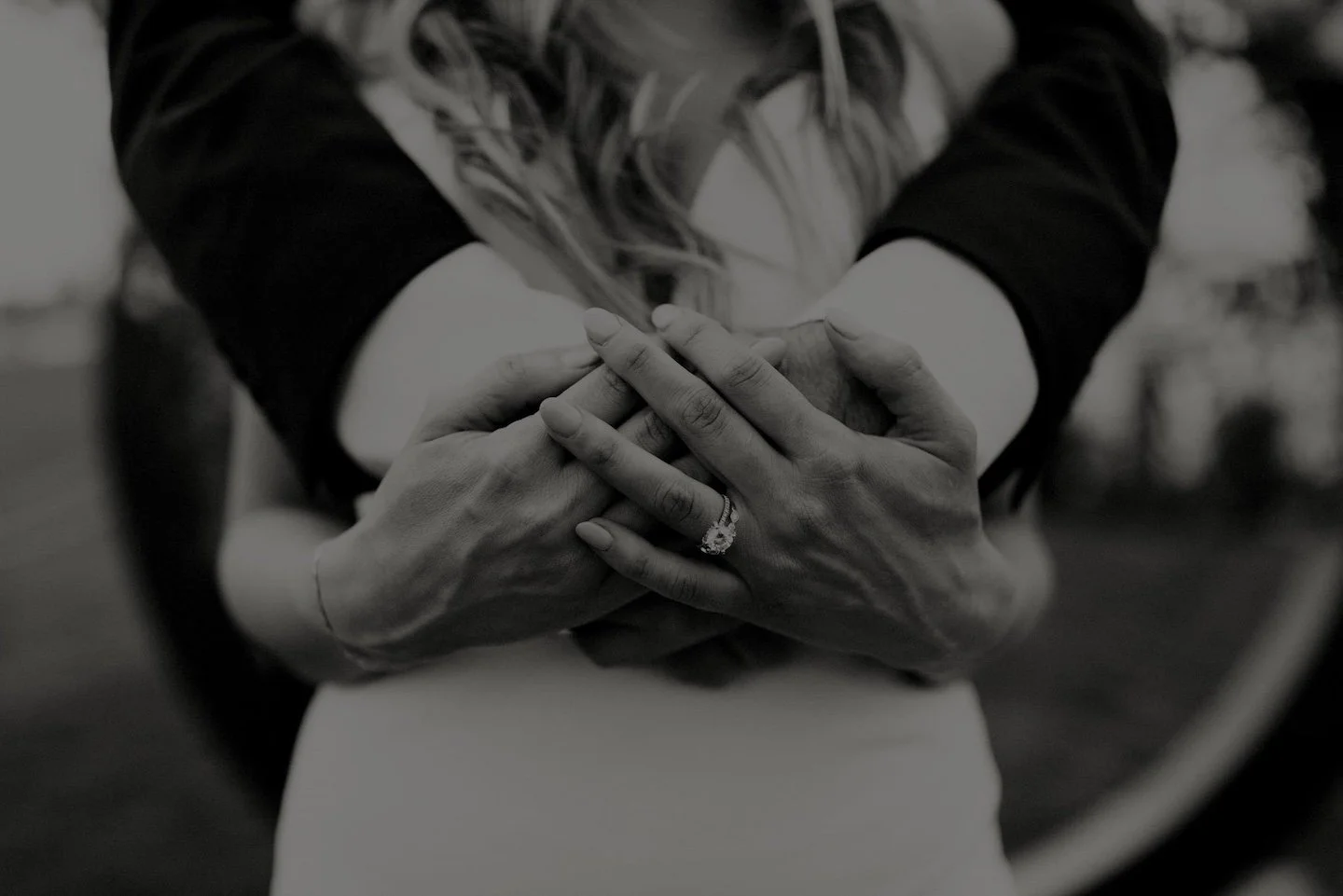 michigan-wedding-photographer-denise%2526nick-bridalportraits-ludington-michigan-thelakehouse-brittanybradleystudio-219_compressed.jpg