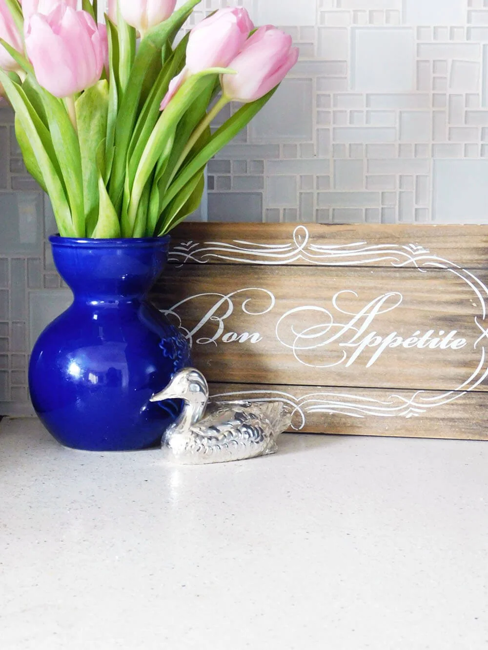 5 Important Tips  for installing peel and stick backsplash