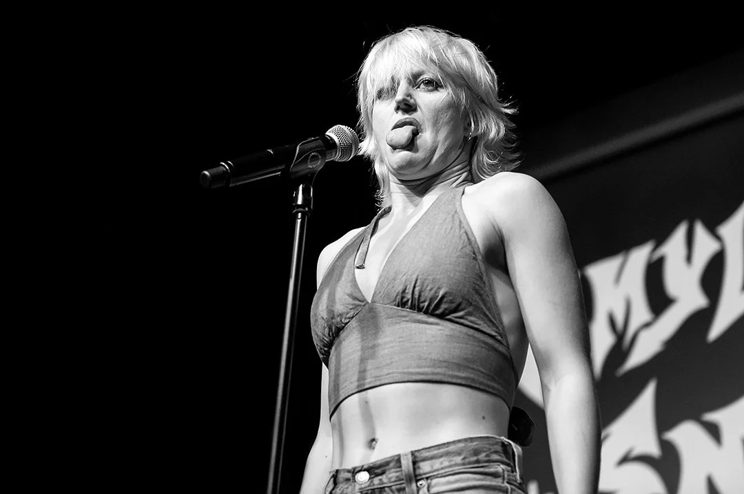 AMYL AND THE SNIFFERS
