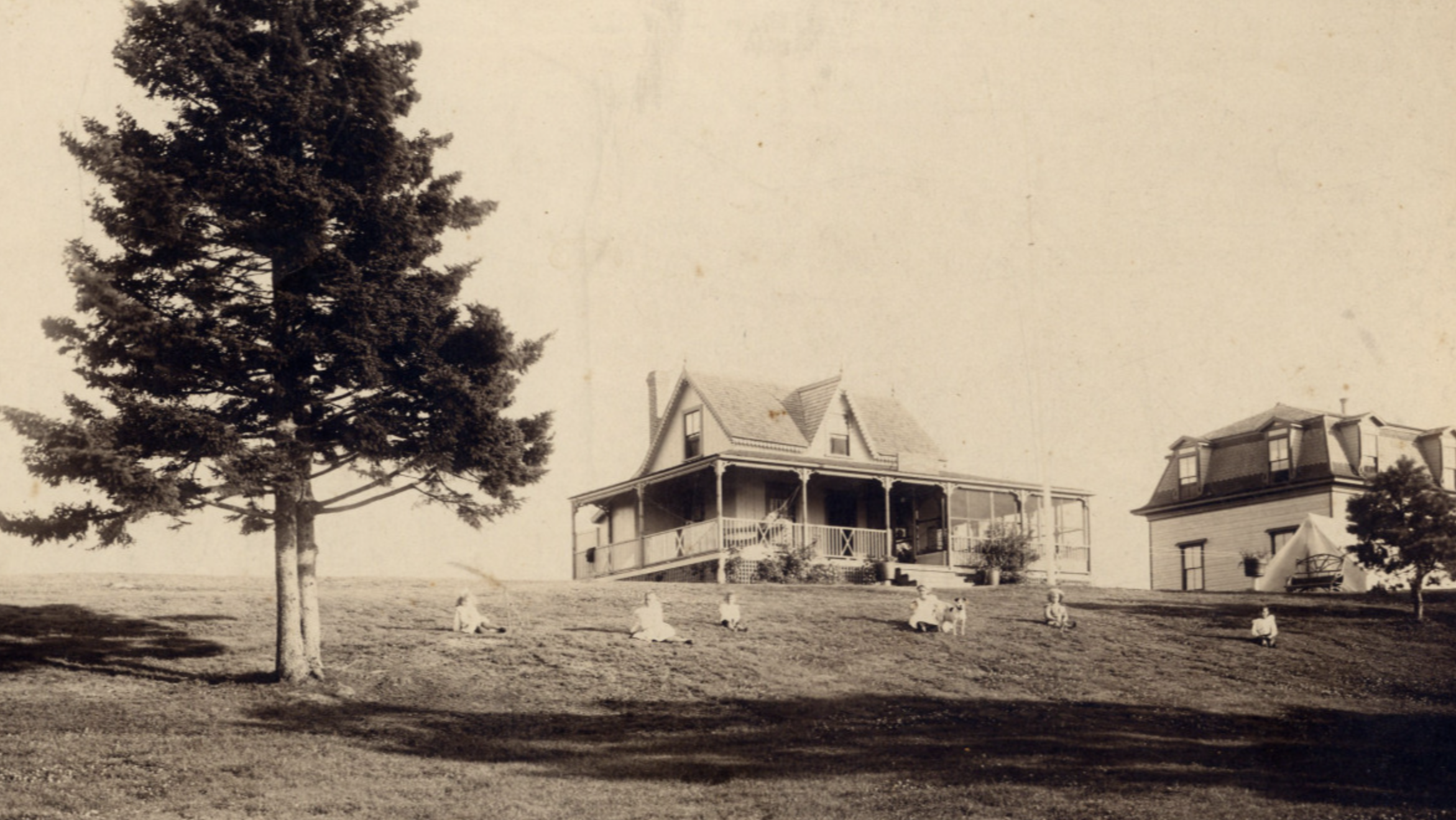The Schonland Cottages on Loing Island, Maine.