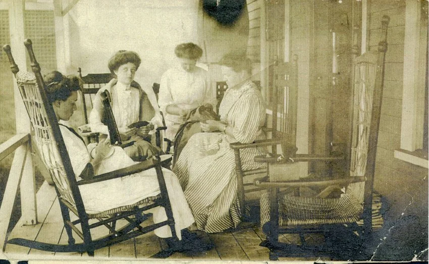 Sarah Louisa Davis instructing in embroidery on the porch of the “Anchorage” cottage over Red Sand Beach, 1903–1904. With her are Arabella “Belle” Butler Lalor (later Mrs. Albert J. Anderson), Bertha E. Dow (later Mrs. George Bicknell Coatsworth), an