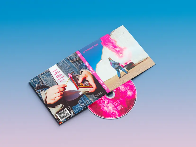 Free_Simple_Digipack_Mockup_5bleu.png
