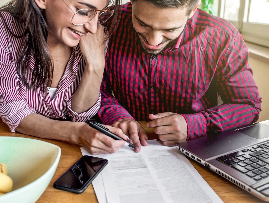 Couple looking at mortgages. Mortgage Maths Every Homebuyer Should Understand Blog Coombes & Wright Mortgage Solutions