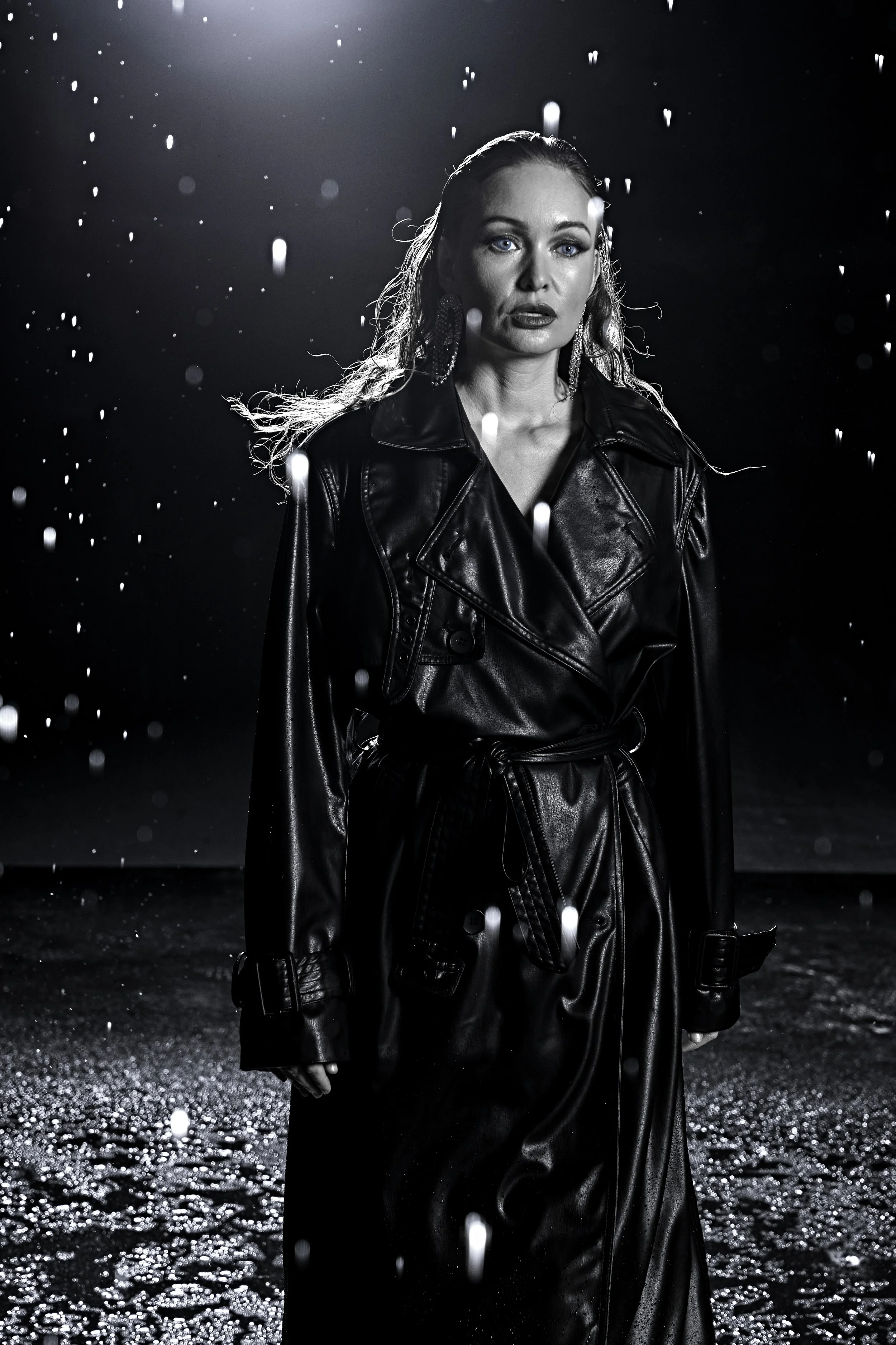 V's__black trench_rain_2023-02-18 17.50.13__1361_XAVIERRODRIGUEZNYC.jpeg