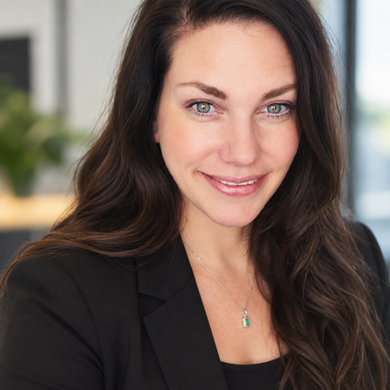 Emilie Hood Headshot