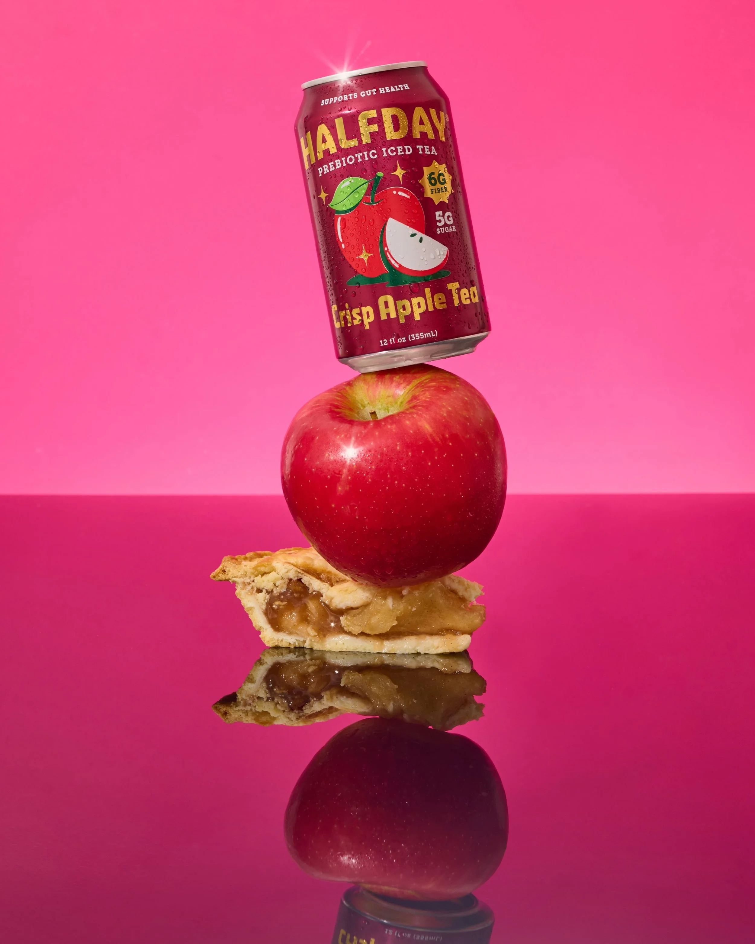 What&rsquo;s better than a stack of apple pie? One topped with @drinkhalfday crisp apple tea 🍎 

New photography work for @drinkhalfday crisp apple tea 

Gorge hands + model @czarinallane