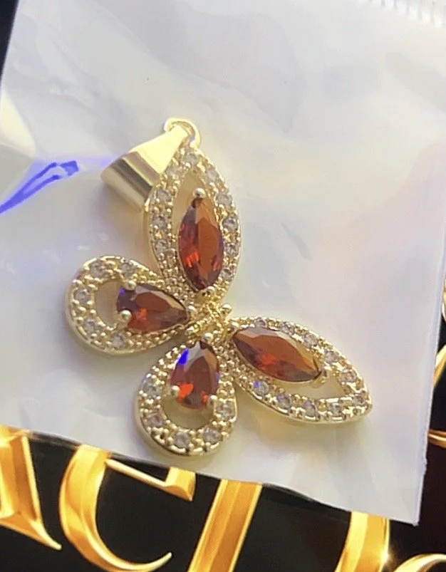 GOLD BUTTERFLY W RED/WHITE DIAMONDS PENDENT