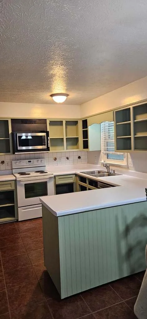 After: Painting Cabinets in Centre, Alabama.