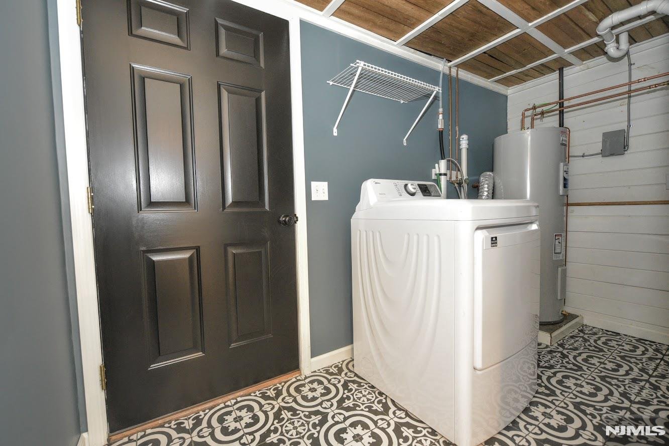 Interior-Painting-Laundry-Room-Dowglas-Painting-and-More.JPG