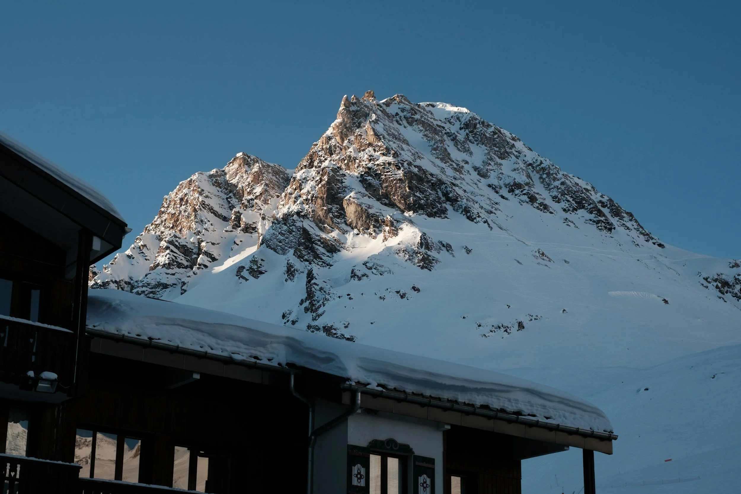 Montagne enneigée à Tignes