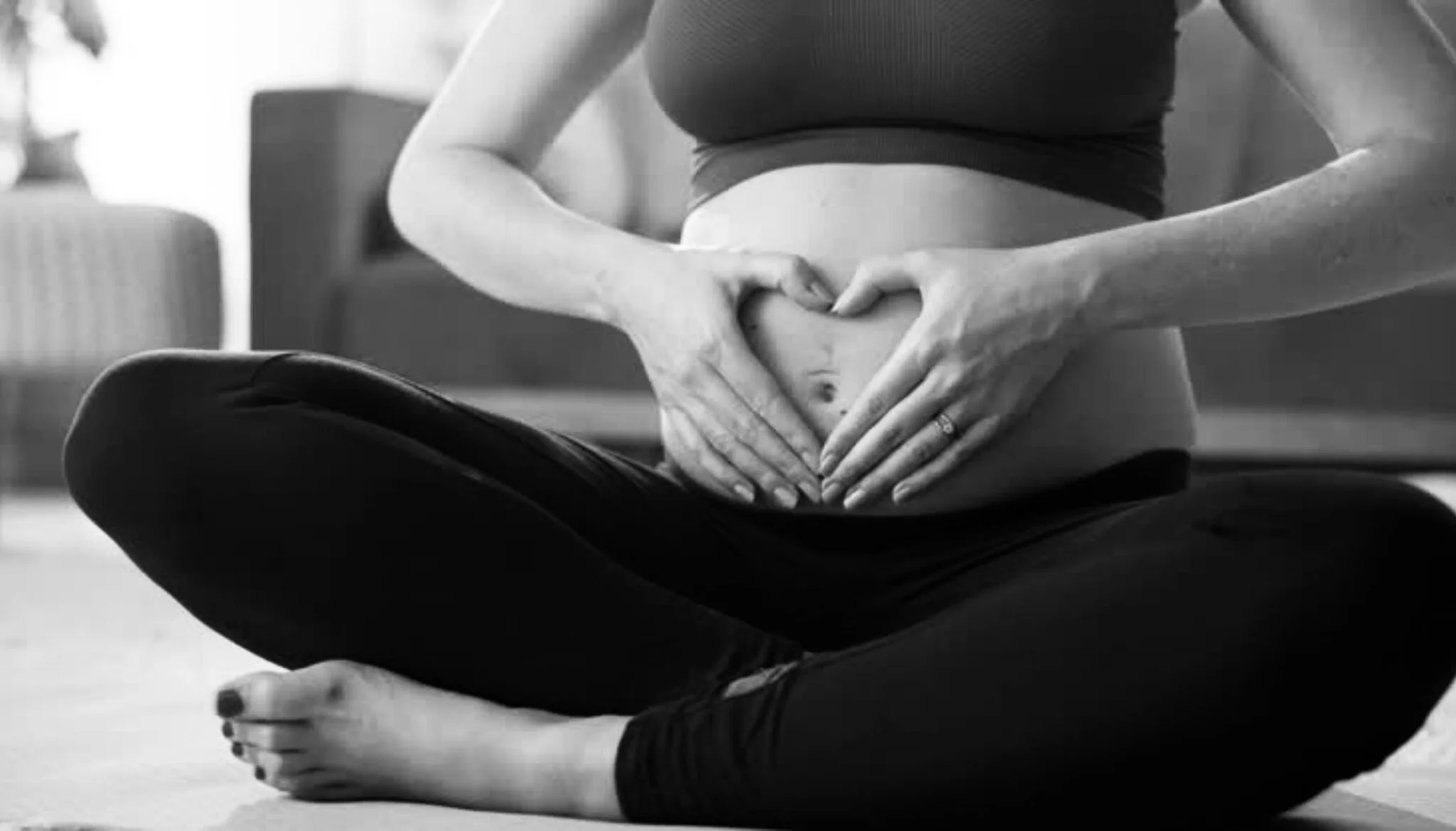 Pilates-for-Pregnancy-1-2048x1170 2.jpg