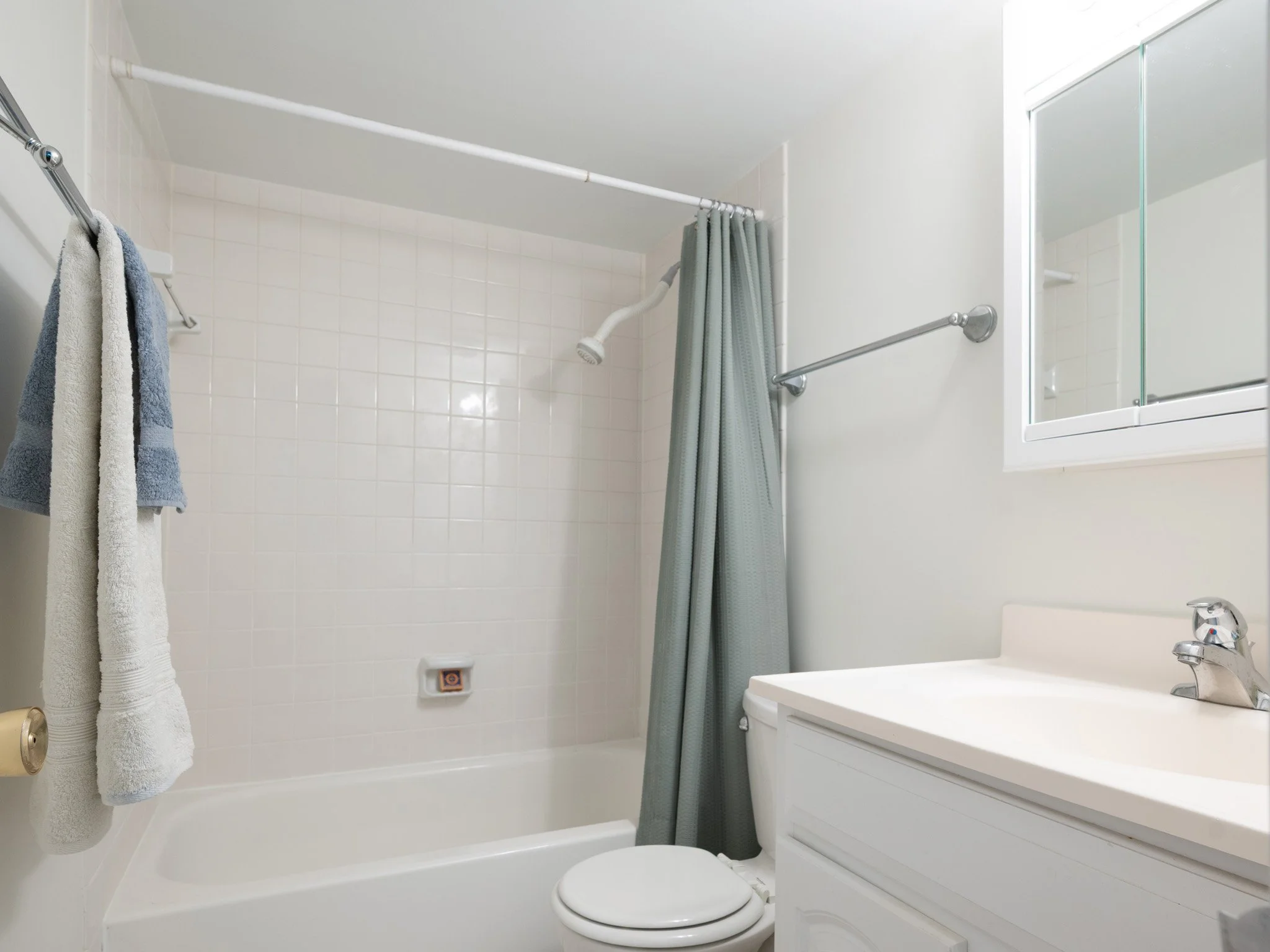 Bath_1.jpg